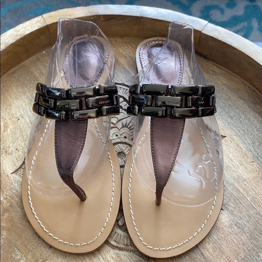 New Never worn REPORT Jezebel sandal